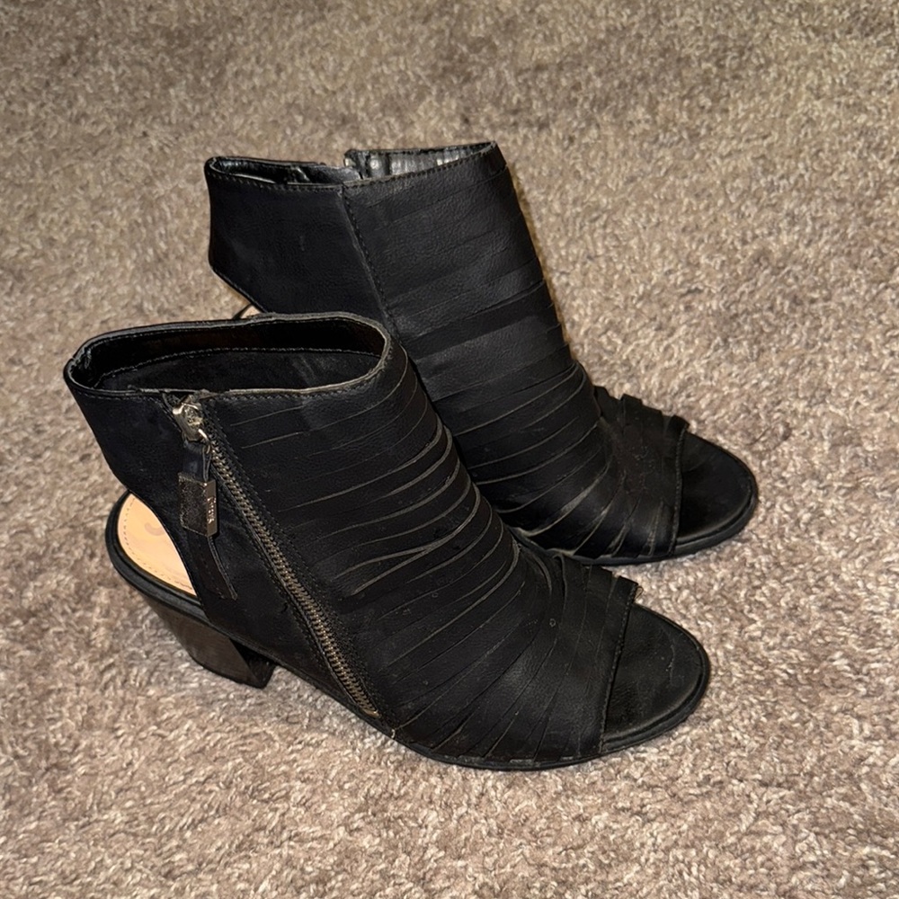 Circus by Sam Edelman Kesler Open Toe Heeled
Ankle Booties Size 8 Black